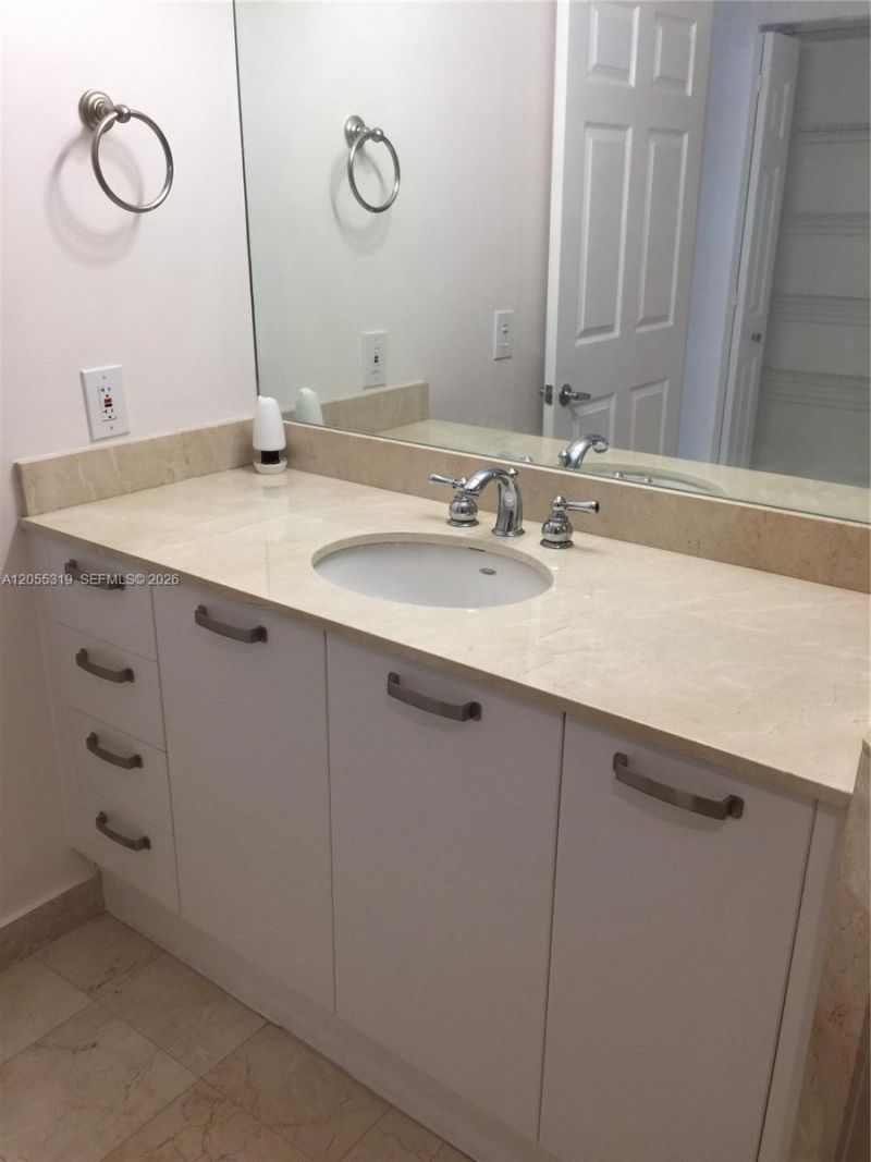 2030 S Douglas Rd , Unit 510, Coral Gables, FL 33134 Photo