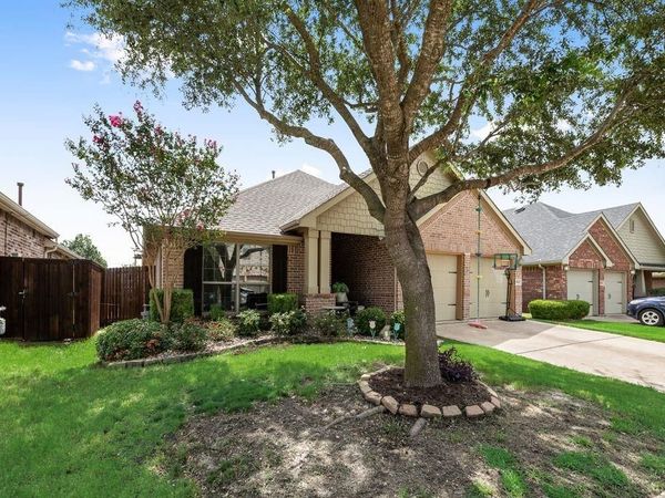 908 Honey Locust Drive, Fate, TX 75087