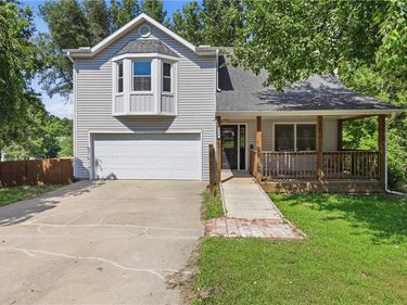 8517 NW 81st Terrace, Kansas City, MO 64152