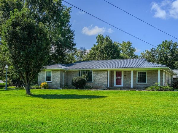 231 Broadway Street , Smiths Grove, KY 42171