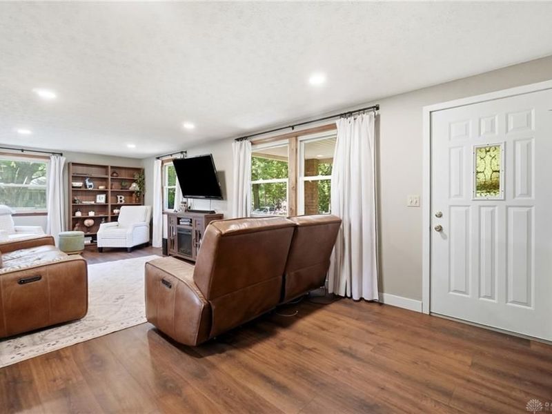 10518 Kley Road, Butler Township, OH 45377 Photo 16