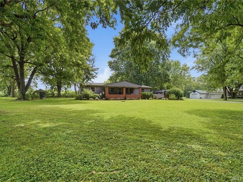 10518 Kley Road, Butler Township, OH 45377 Photo 2