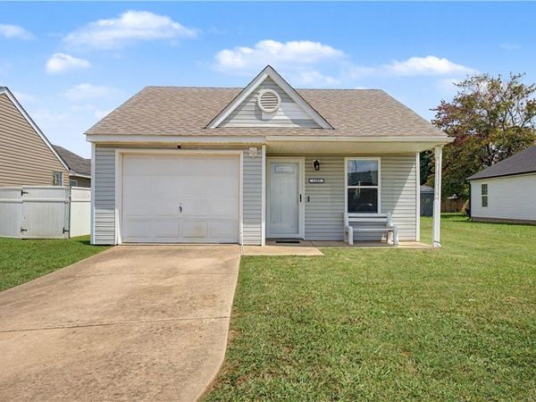 1209 Bishop Drive , Rogers, AR 72756