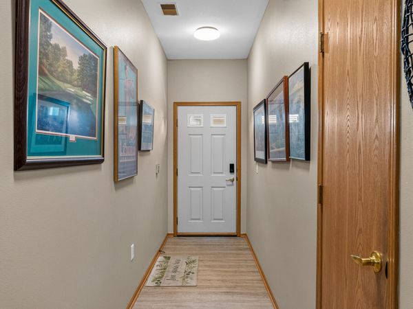 2105 Pine Ridge Ct, Unit G, Grafton, WI 53024