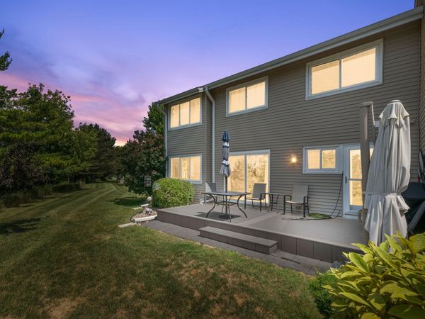 618 Westridge Dr, West Bend, WI 53095