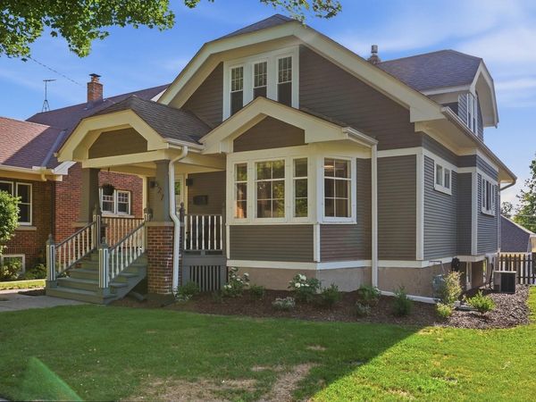 527 S 7th Ave, West Bend, WI 53095
