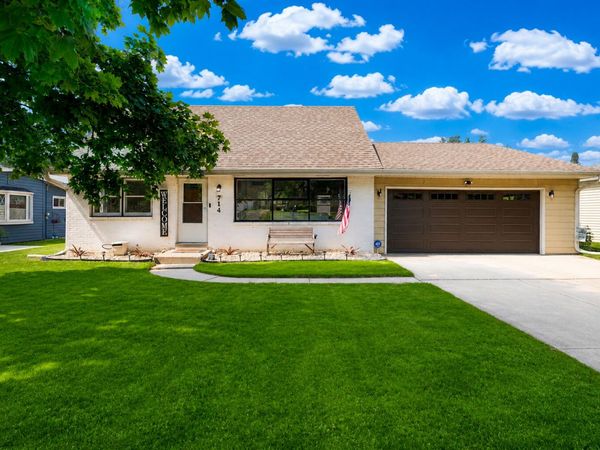 714 Edgewood Ave, South Milwaukee, WI 53172