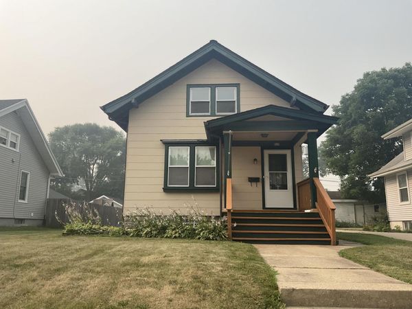 325 Wilson Ave, Waukesha, WI 53186