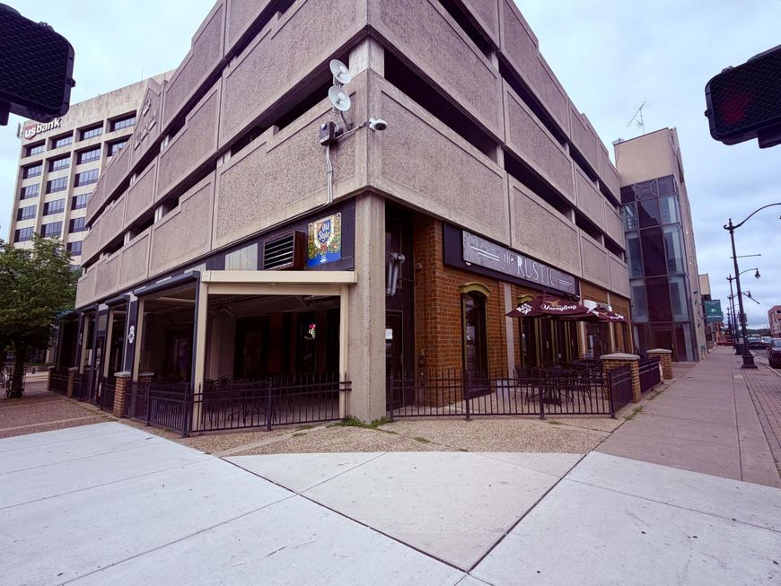 Main Photo