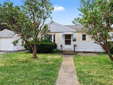 1709 South Avenue , Rochester, NY 14620