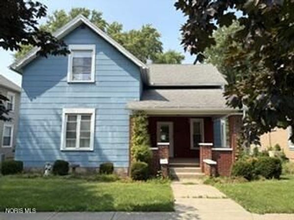 208 W Main Street , McComb, OH 45858