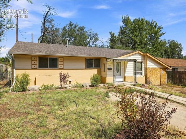 601 Huron Road, Colorado Springs, CO 80910