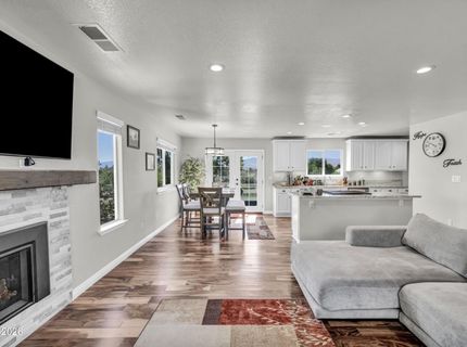 981 Mitch Drive, Gardnerville, NV 89460 Photo