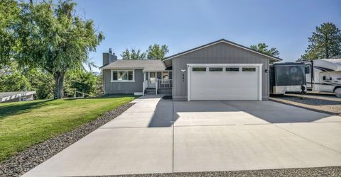 981 Mitch Drive, Gardnerville, NV 89460 Photo