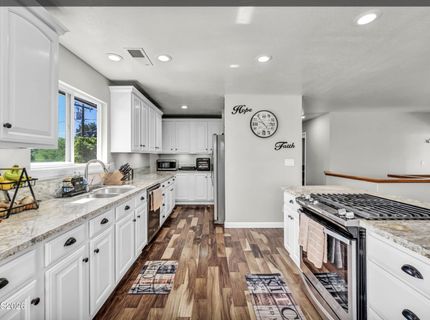 981 Mitch Drive, Gardnerville, NV 89460 Photo