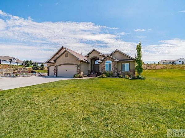 6566 E Big Bend Drive, IDAHO FALLS, ID 83406