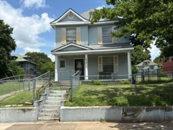 1010 Martin Luther King , Muskogee, OK 74401