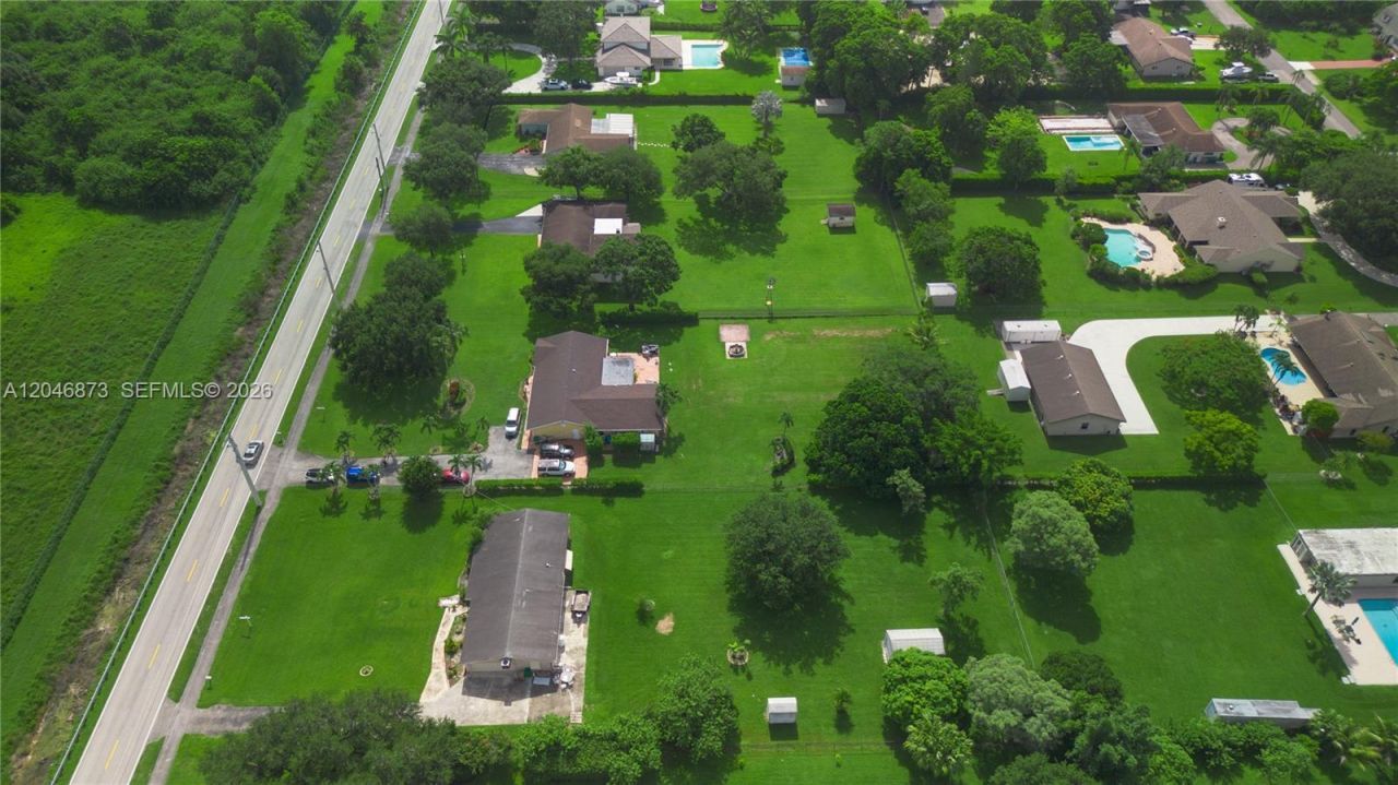 13450 SW 26th St, Davie, FL 33325 Photo