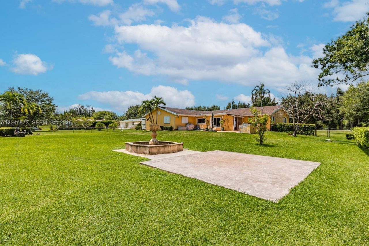 13450 SW 26th St, Davie, FL 33325 Photo