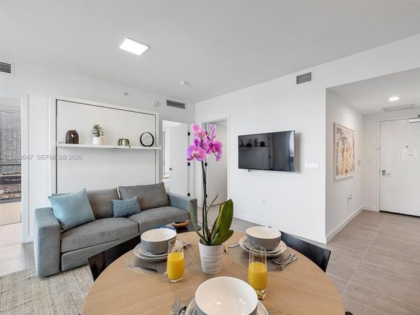 227 NE 2nd St , Unit 2706, Miami, FL 33132
