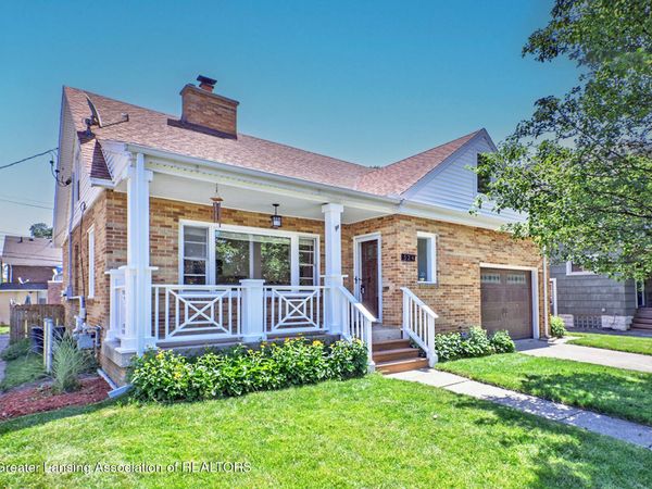 524 Bartlett Street, Lansing, MI 48915