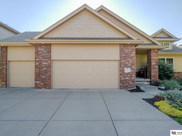 625 S 196th Avenue, Elkhorn, NE 68022