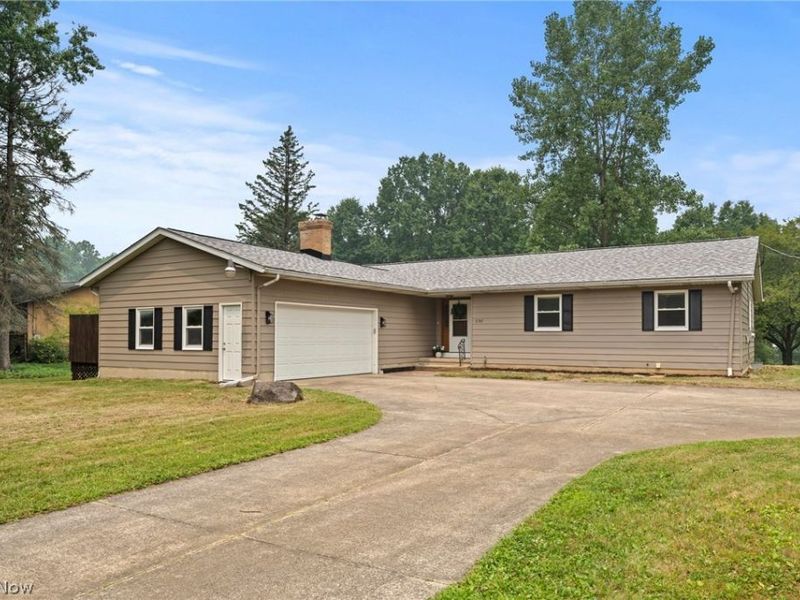 2767 Progress Park Drive, Stow, OH 44224 Photo 2