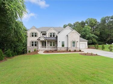 4538 Meadowland Way , Flowery Branch, GA 30542