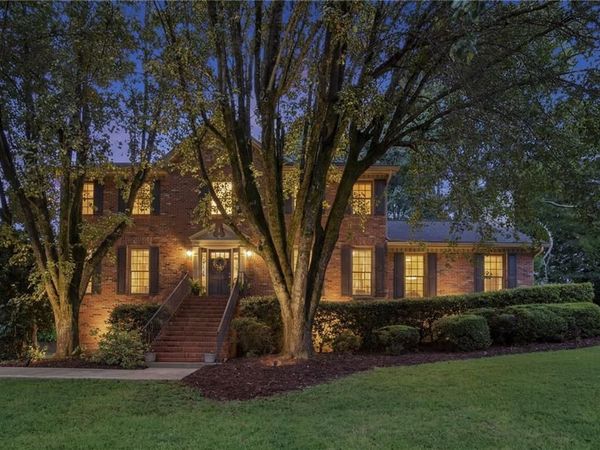 4300 Valleycrest Court, Peachtree Corners, GA 30092