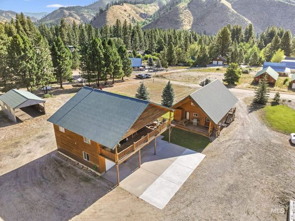 503 N Alpine Cir., Pine, ID 83647