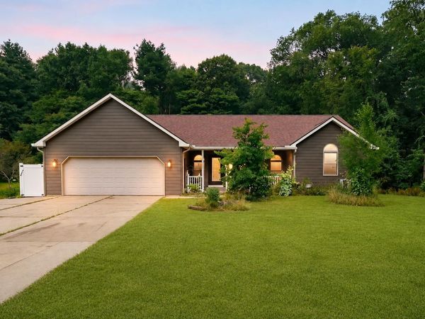 506 W Osterhout Avenue, Portage, MI 49024