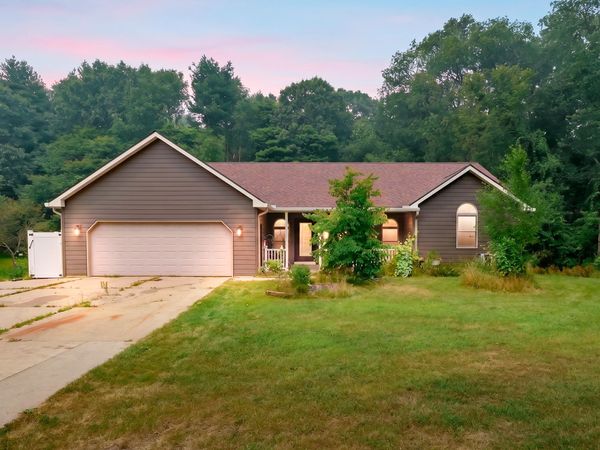506 W Osterhout Avenue, Portage, MI 49024