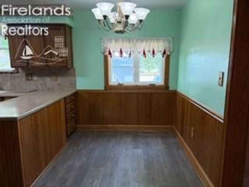 208 W Main Street, McComb, OH 45858 Photo 28