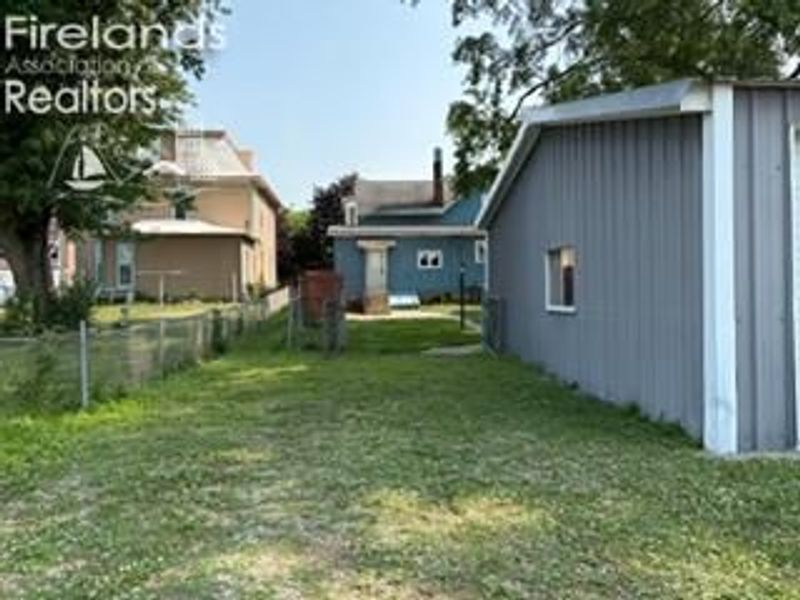 208 W Main Street, McComb, OH 45858 Photo 7