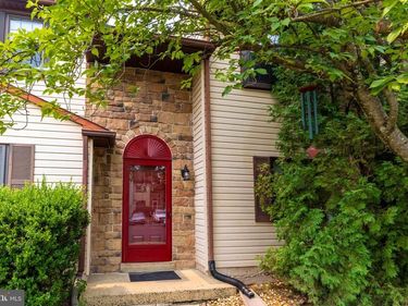 994 BANCROFT PLACE , WARMINSTER, PA 18974