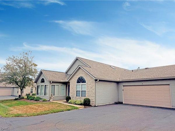 4216 Tannybrooke Lane NW, Unit 12B, Canton, OH 44718
