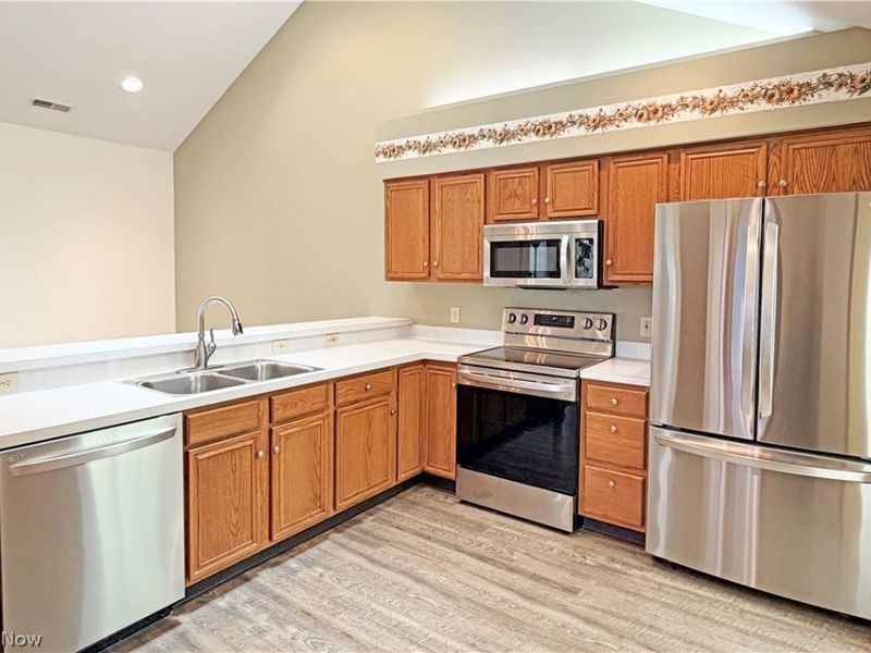 4216 Tannybrooke Lane NW, Unit 12B, Canton, OH 44718 Photo 8