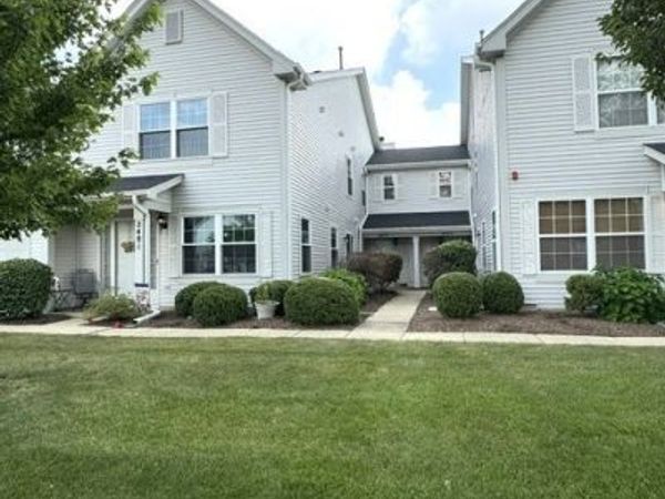 2479 Frost Drive, Aurora, IL 60504