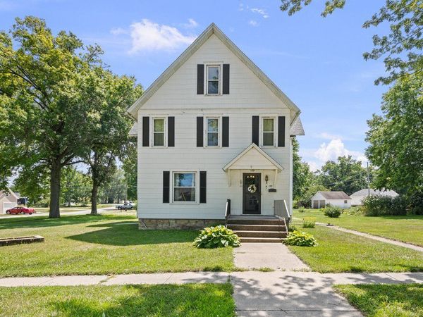 109 E Main Street , Atkinson, IL 61235