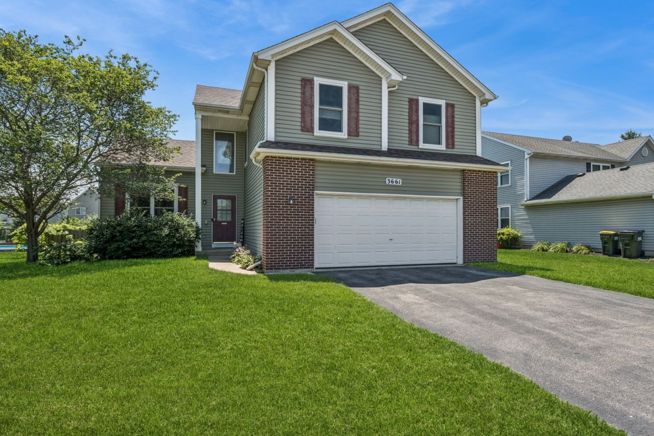 3661 Chadwick Lane , Lake In The Hills, IL 60156
