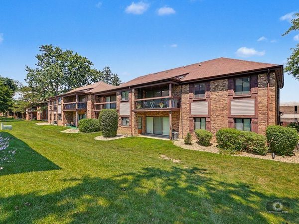 3201 184th Street , Unit 2B, Homewood, IL 60430