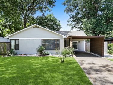 1826 Crest Ridge Drive, Dallas, TX 75228