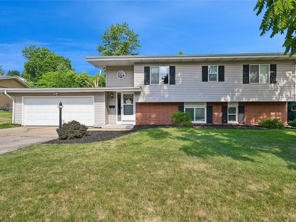3729 Northwood Drive NE, Cedar Rapids, IA 52402