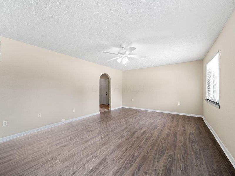 4780 Carbondale Drive , Columbus, OH 43232 Photo 13