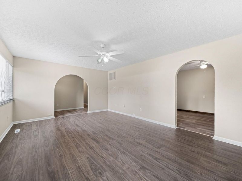 4780 Carbondale Drive , Columbus, OH 43232 Photo 16