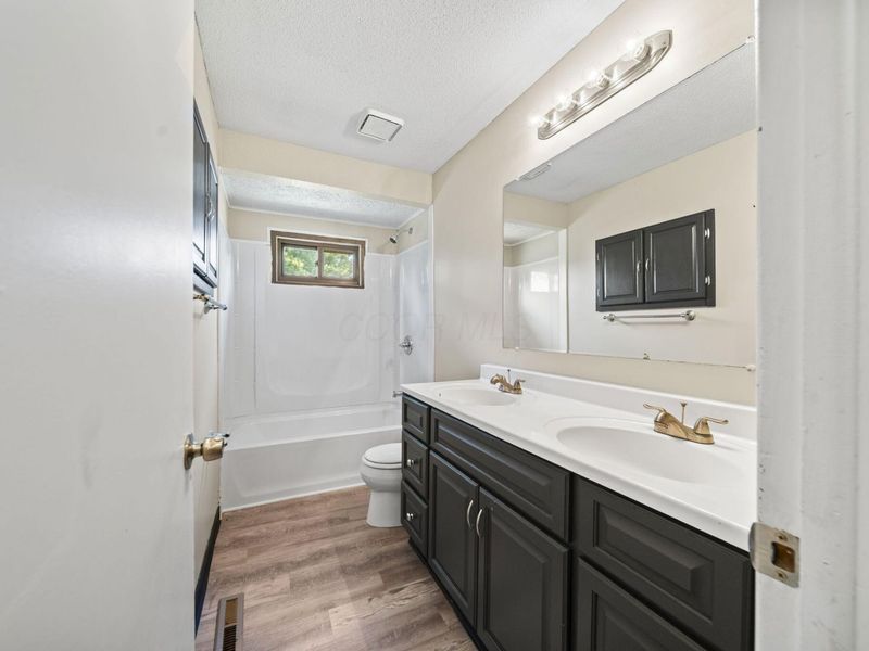 4780 Carbondale Drive , Columbus, OH 43232 Photo 23