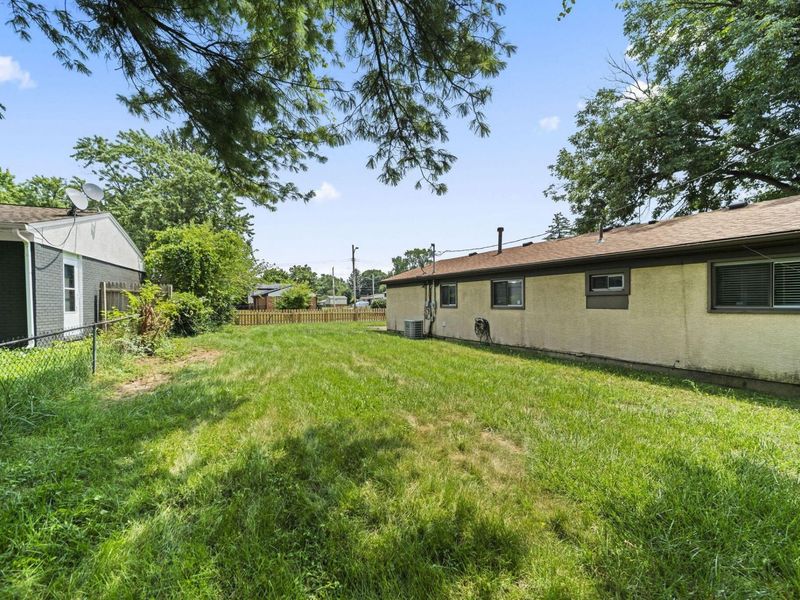 4780 Carbondale Drive , Columbus, OH 43232 Photo 32