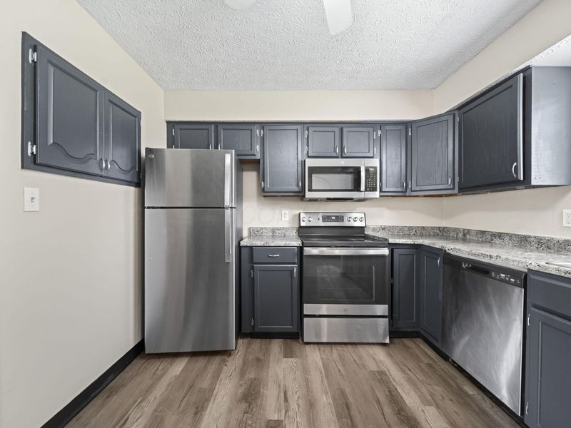 4780 Carbondale Drive , Columbus, OH 43232 Photo 7