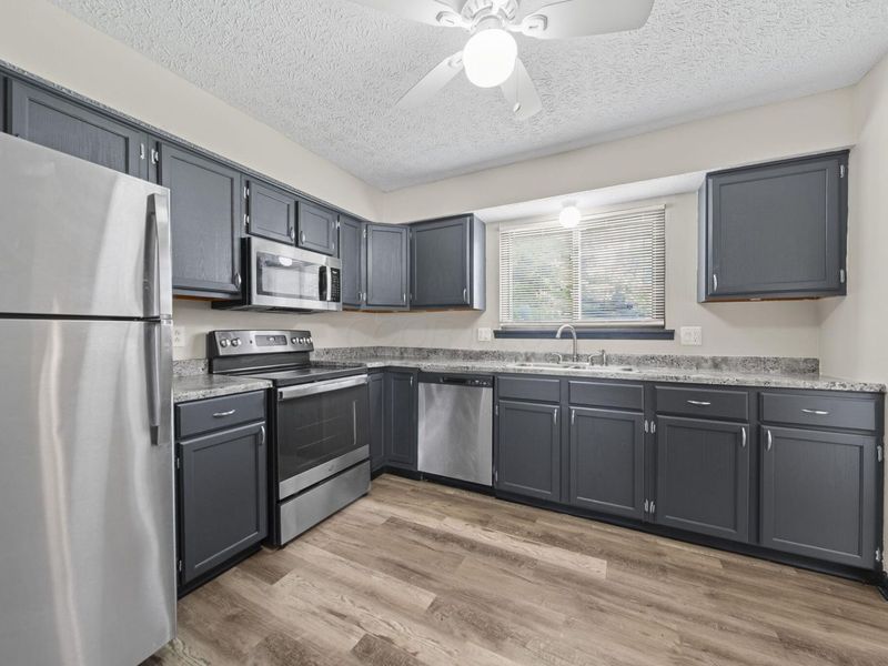 4780 Carbondale Drive , Columbus, OH 43232 Photo 8