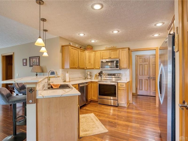 618 Willow Point Court, Troy, OH 45373 Photo 11